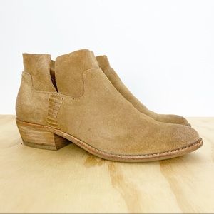 Dolce Vita tan suede leather ankle bootie 6